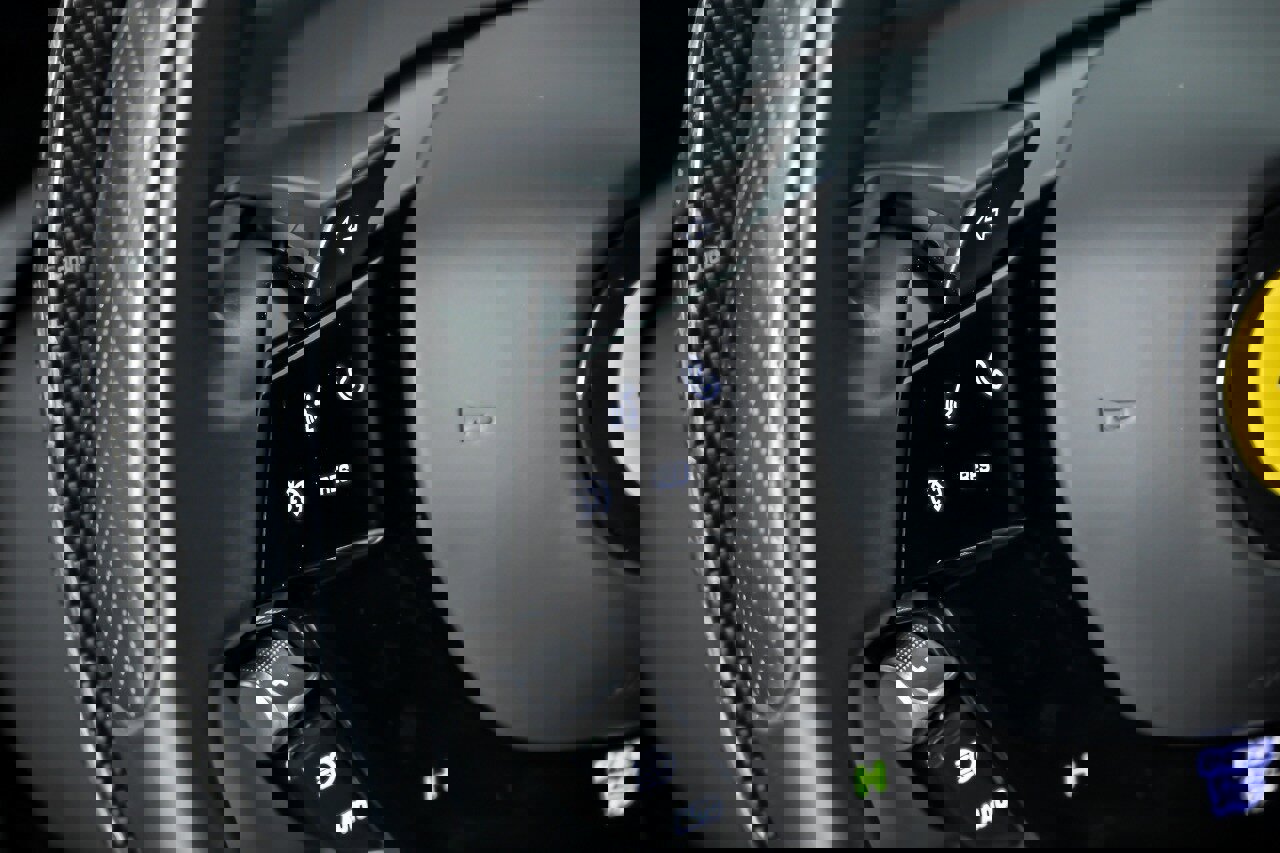 Used 2022 Ferrari SF90 Stradale image 32