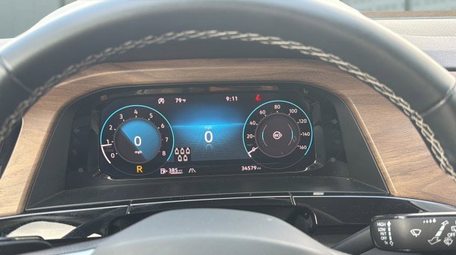 Used 2025 Volkswagen Atlas SE FWD image 29