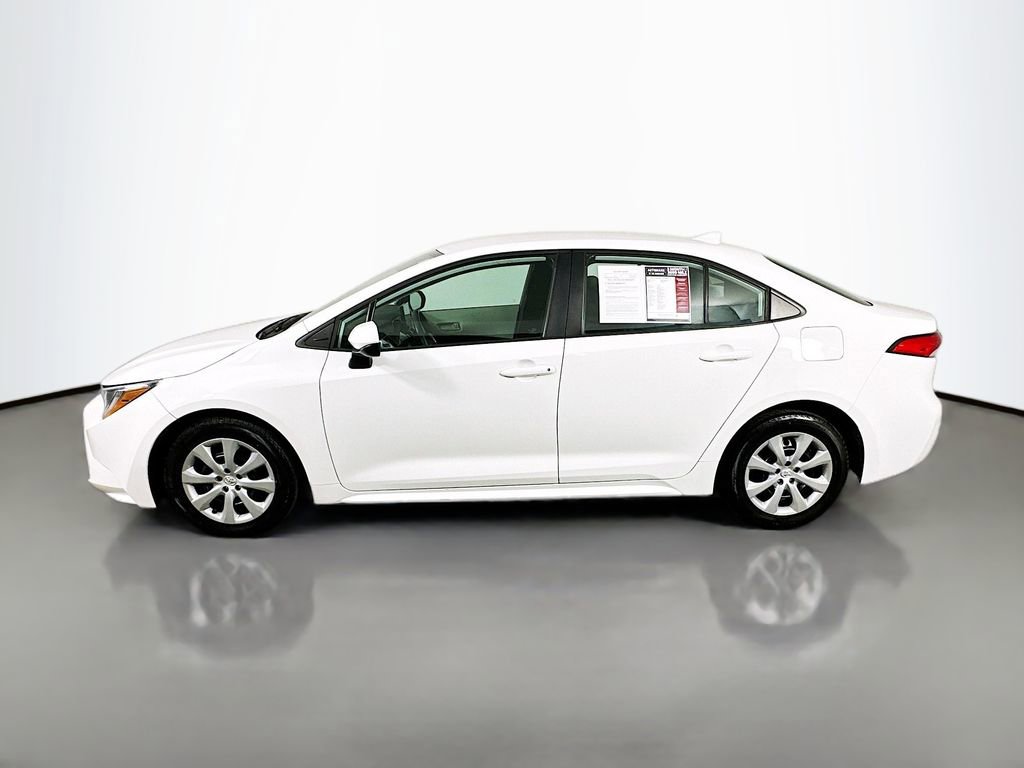 Used 2023 Toyota Corolla LE FWD image 5