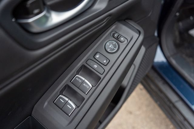 Used 2025 Honda Accord SE image 15
