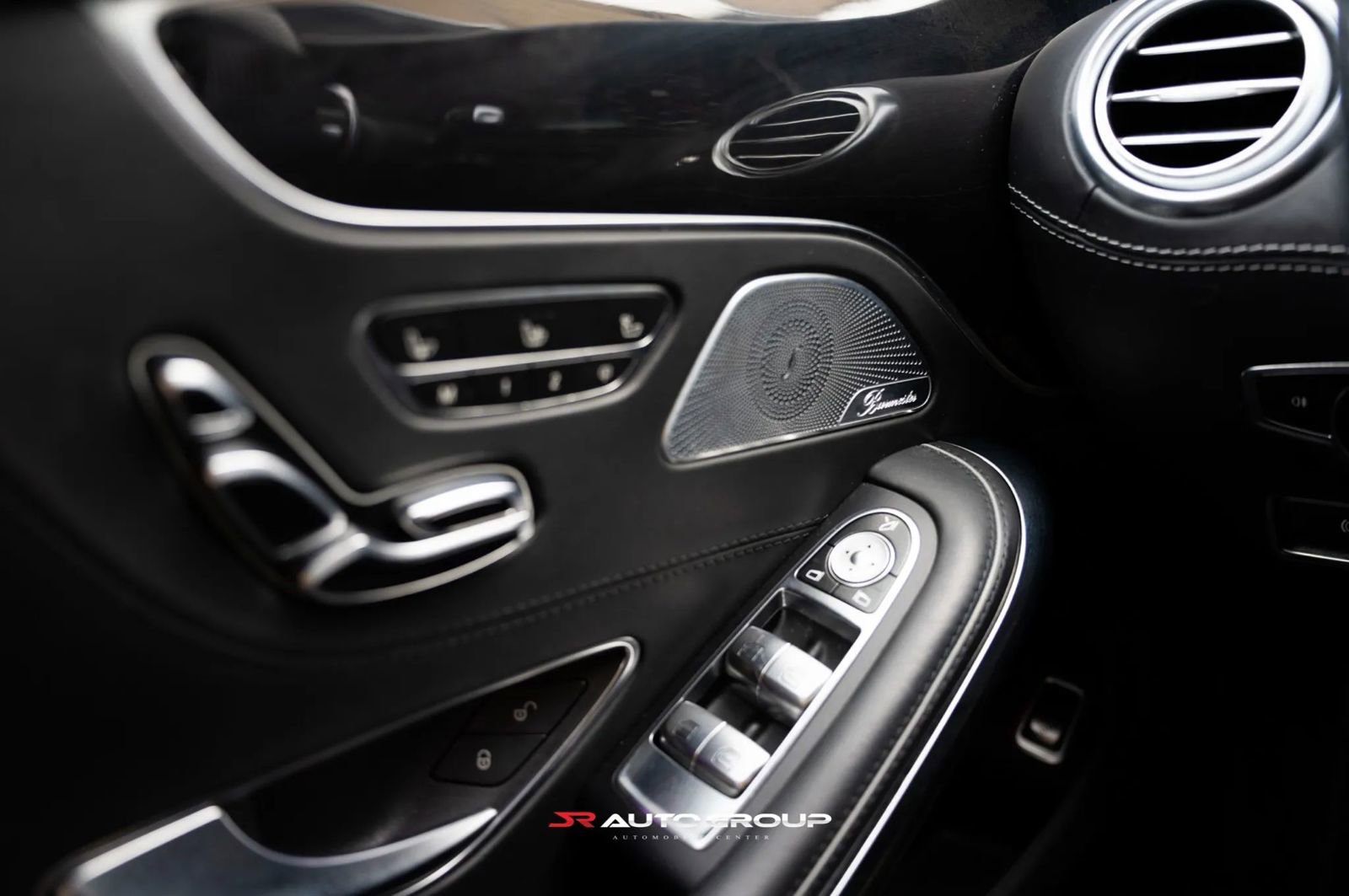 Used 2018 Mercedes-Benz S 63 AMG 4MATIC Coupe image 13