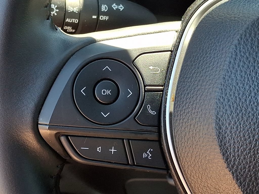 Certified 2025 Toyota Corolla Cross XLE w/ Convenience Package AWD/4WD image 24