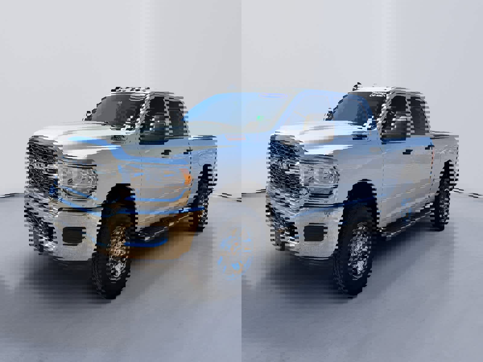 Used 2024 RAM 2500 Tradesman w/ Chrome Appearance Group image 7