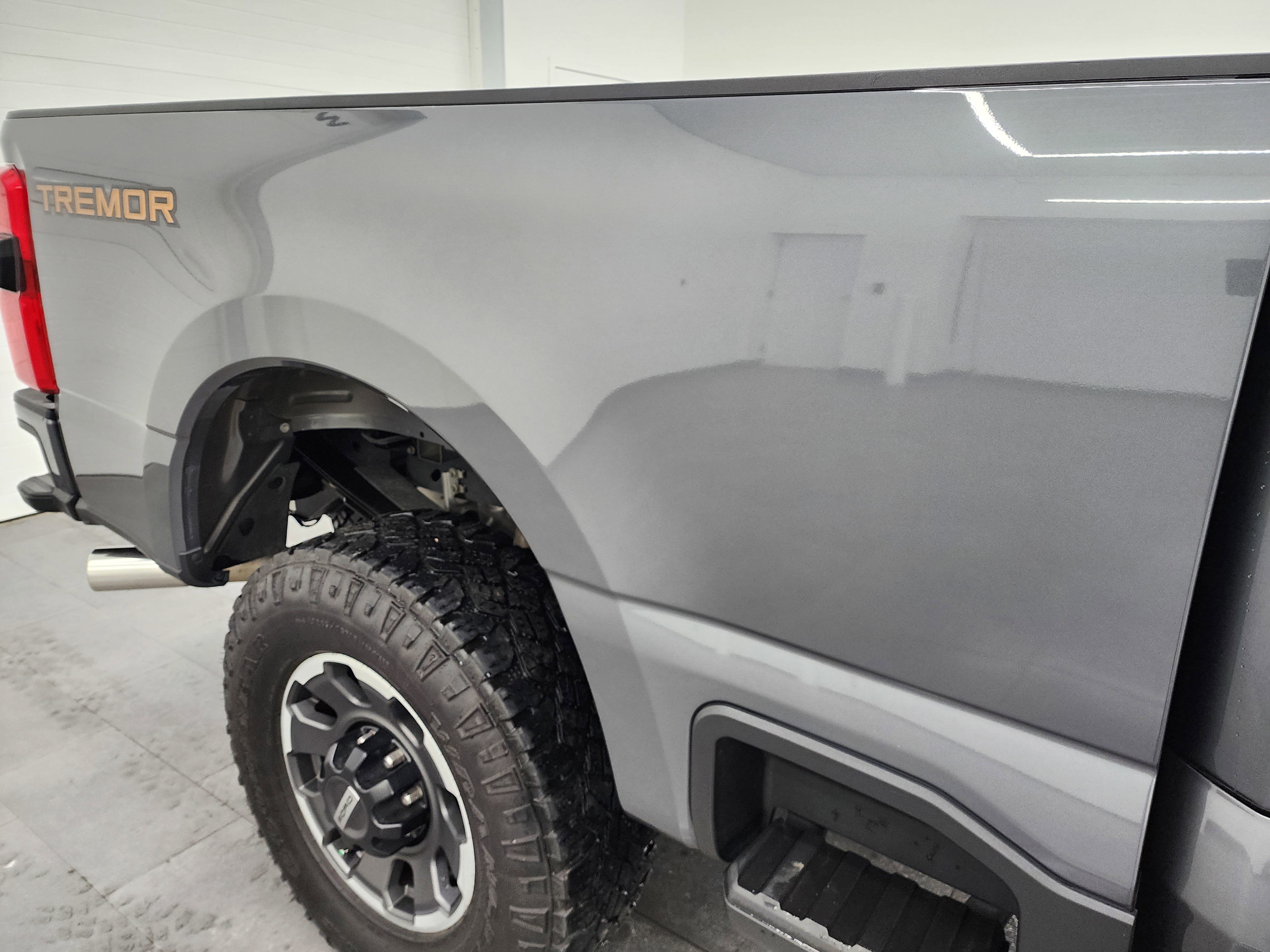 Used 2023 Ford F350 XLT w/ Tremor Off-Road Package image 30