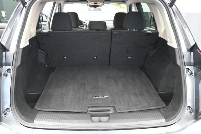 Used 2025 Nissan Rogue SV FWD image 8