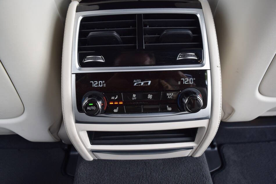 Used 2017 BMW ALPINA B7 xDrive AWD/4WD image 47