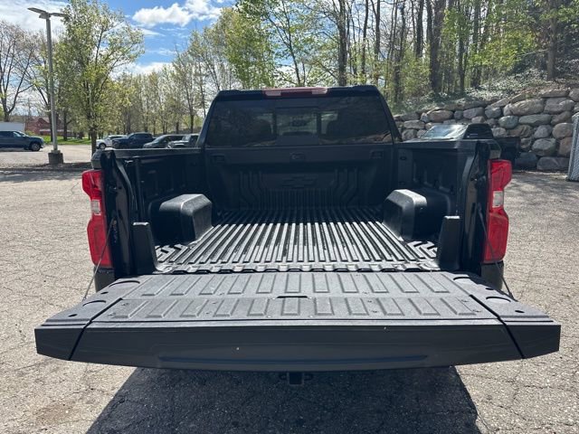 Used 2024 Chevrolet Silverado 1500 LT Trail Boss w/ Convenience Package II AWD/4WD image 31