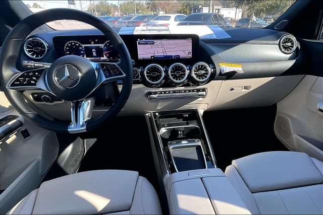 New 2025 Mercedes-Benz GLA 250 image 4