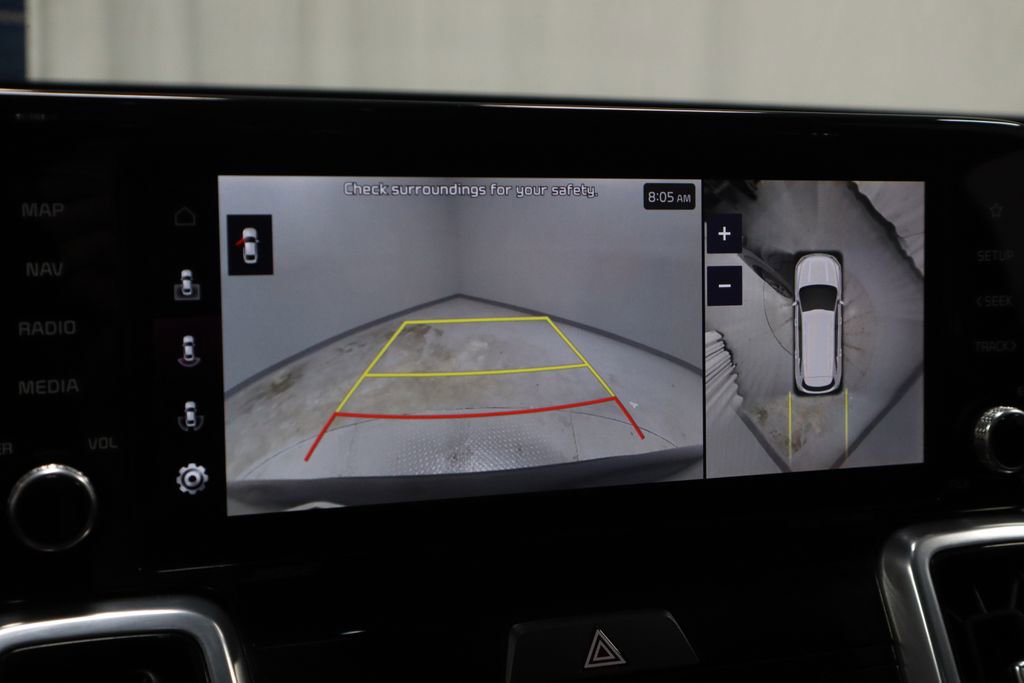 Used 2023 Kia Sorento SX Prestige image 4