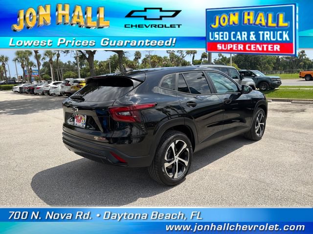 Used 2026 Chevrolet Trax RS FWD image 11