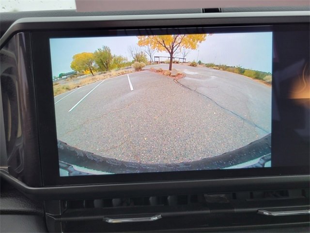 Used 2024 Jeep Wrangler Rubicon image 23