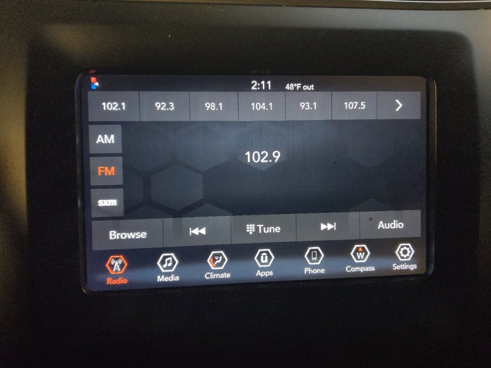 Used 2019 Jeep Cherokee Latitude w/ Popular Appearance Group image 25