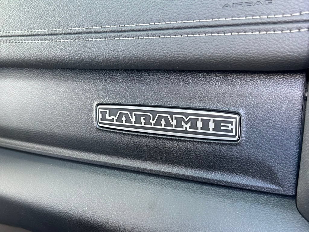 New 2026 RAM 3500 Laramie AWD/4WD image 38