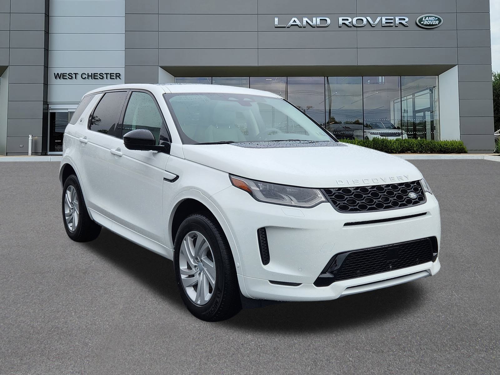 Certified 2025 Land Rover Discovery Sport S image 2