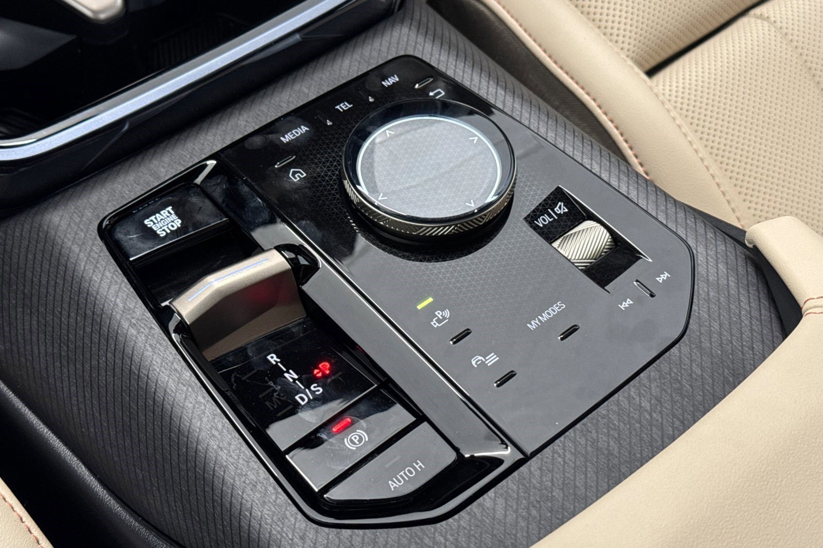 Used 2025 BMW X3 xDrive30i w/ Convenience Package image 25