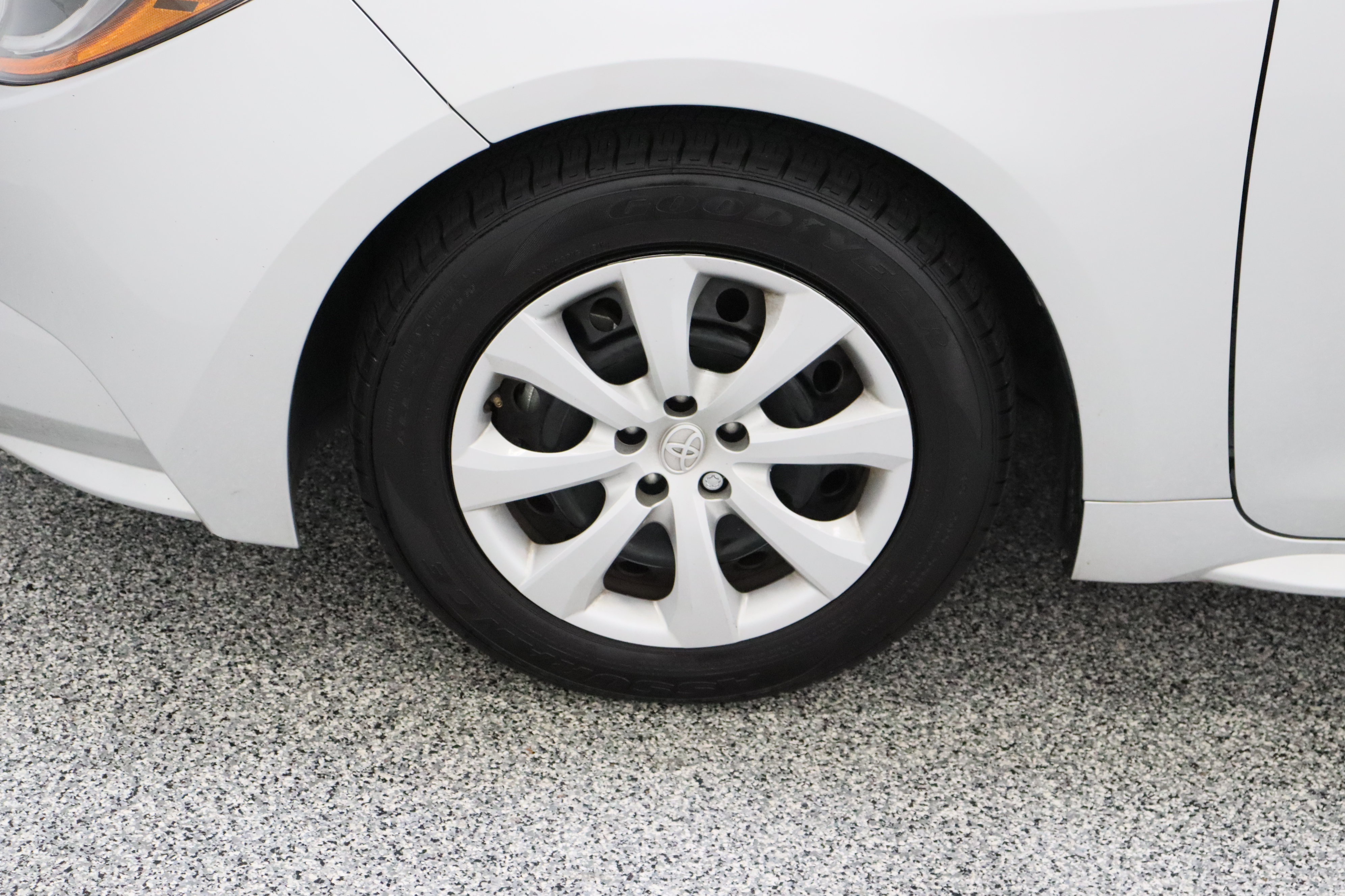 Used 2024 Toyota Corolla LE FWD image 11