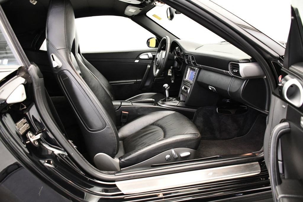 Used 2008 Porsche 911 Carrera 4 image 39