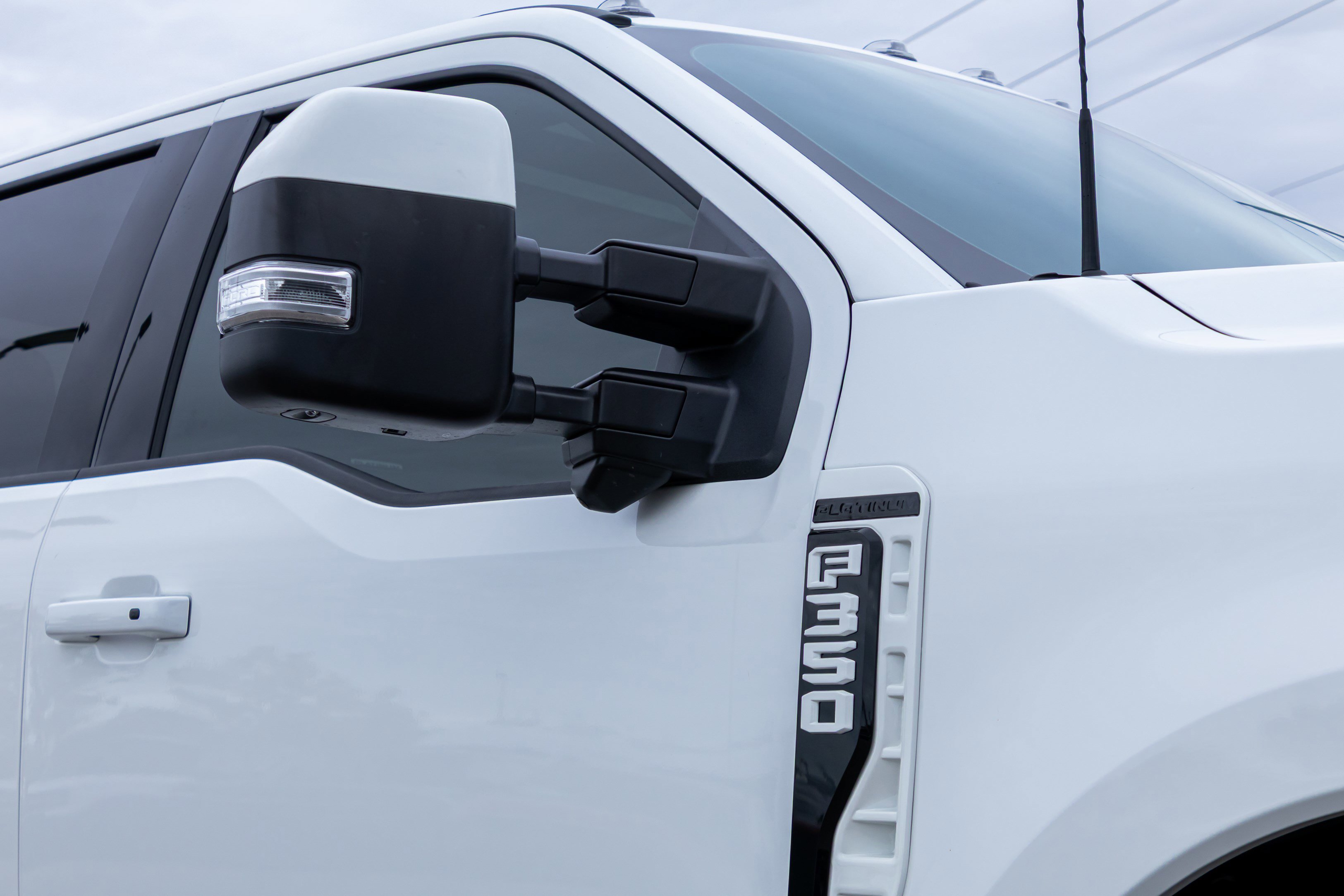 New 2026 Ford F350 Platinum image 40