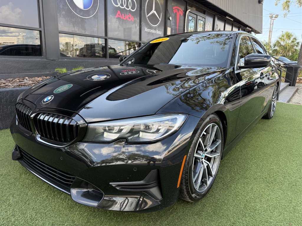 Used 2020 BMW 330i Sedan w/ Driving Assistance Package RWD image 1