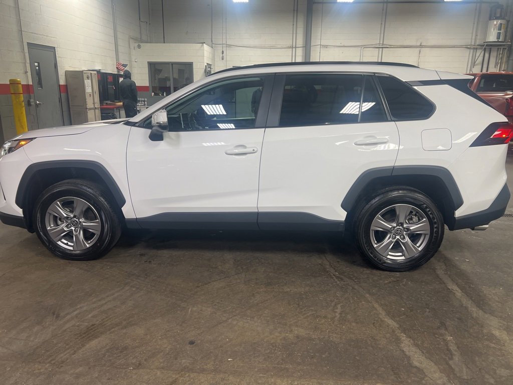 Used 2025 Toyota RAV4 XLE image 6