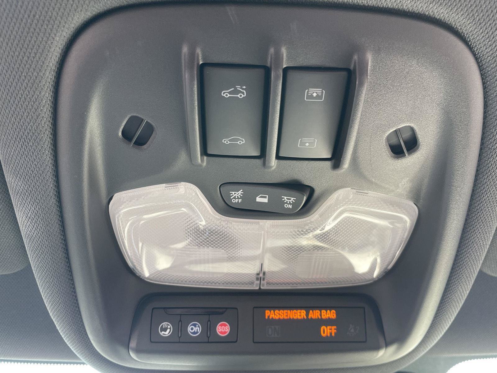 Used 2023 Chevrolet TrailBlazer RS w/ Sun and Liftgate Package FWD image 27