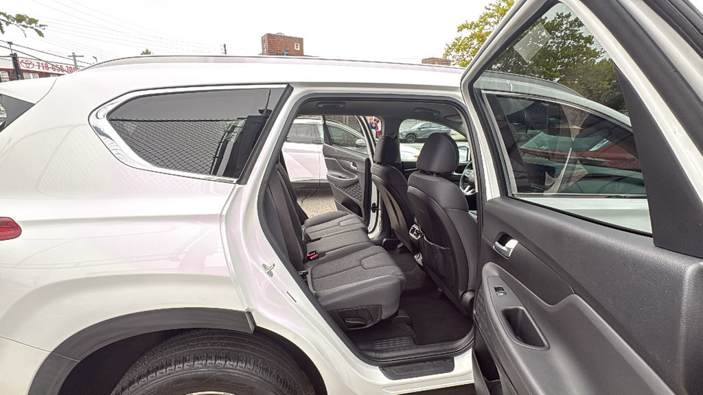 Used 2023 Hyundai Santa Fe SEL AWD/4WD image 25