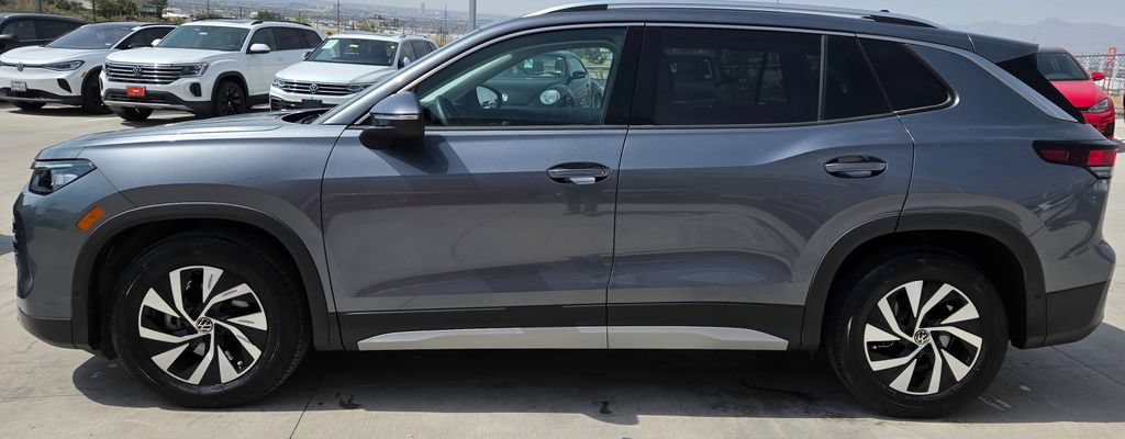 Certified 2026 Volkswagen Tiguan S FWD image 6