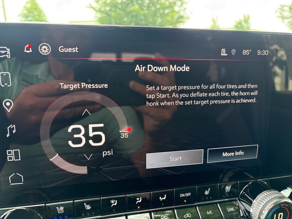 New 2026 GMC Canyon Denali AWD/4WD image 38
