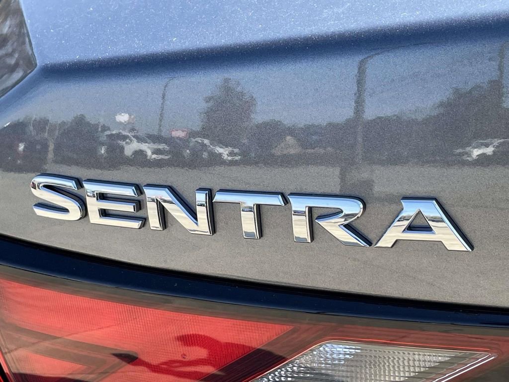 Used 2025 Nissan Sentra S image 9
