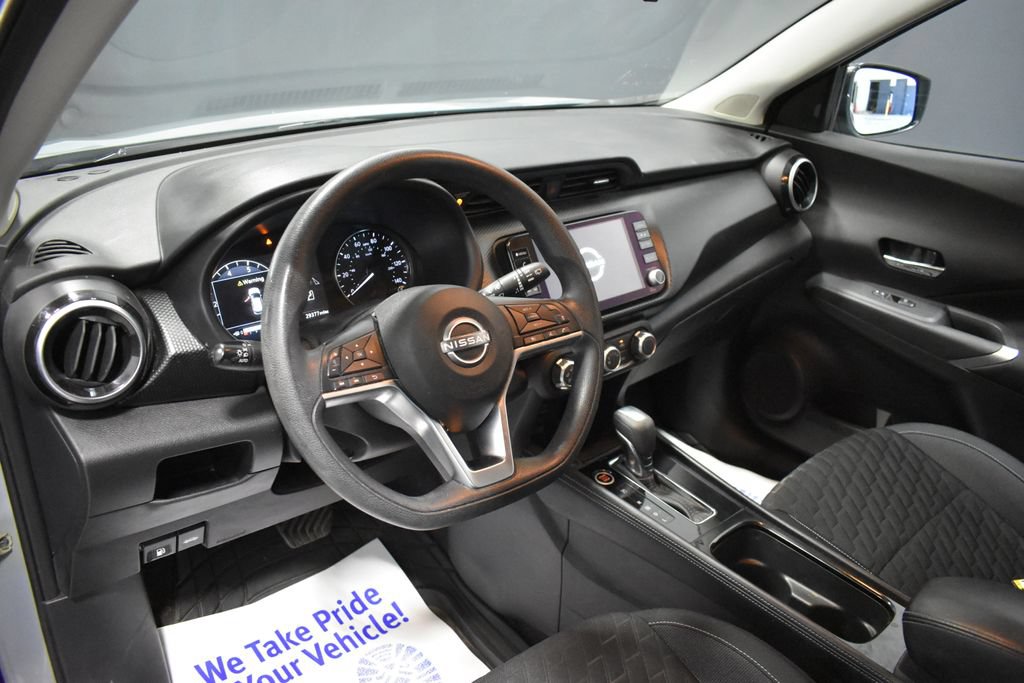 Certified 2023 Nissan Kicks SV FWD image 4