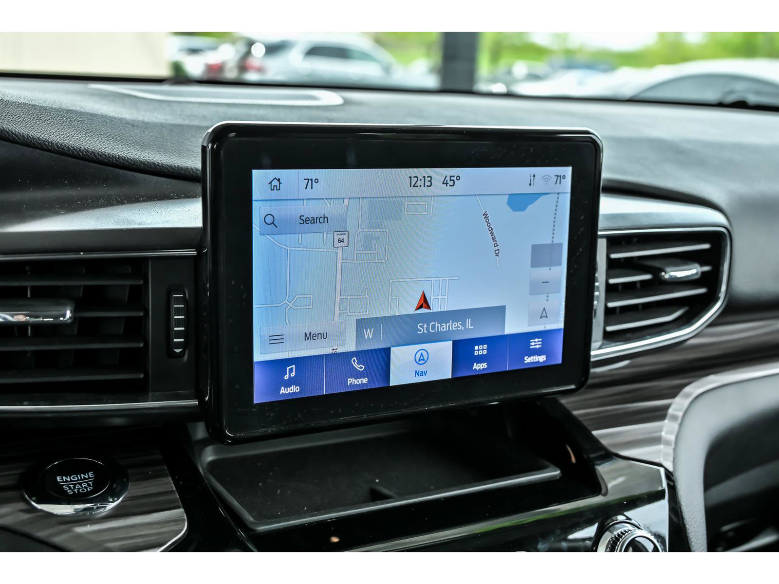 Used 2023 Ford Explorer Limited AWD/4WD image 19