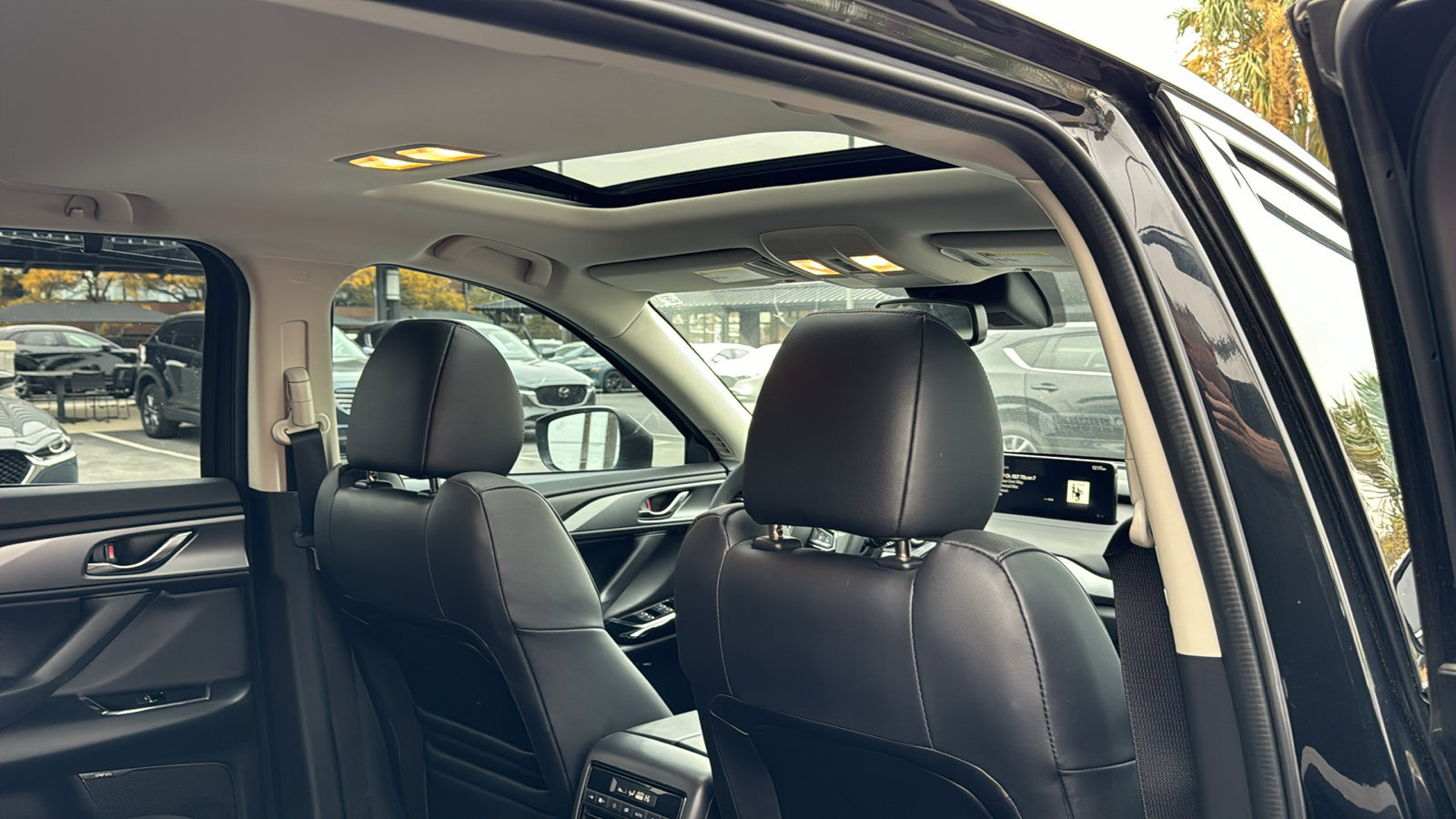 Certified 2022 MAZDA CX-9 Touring w/ Touring Premium Package image 24