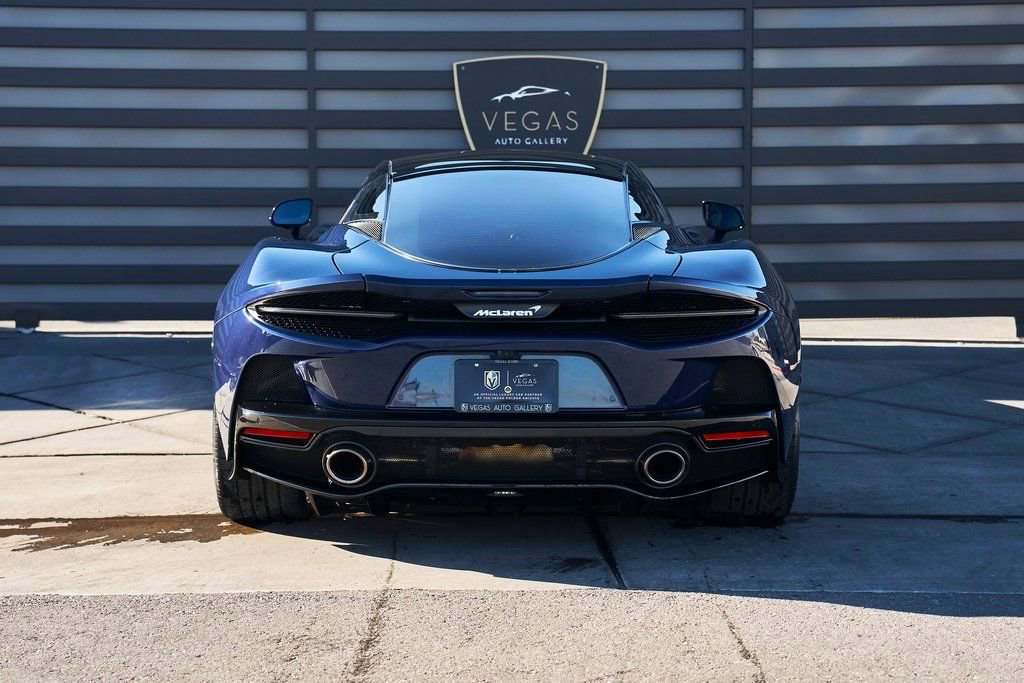 Used 2022 McLaren GT RWD image 19