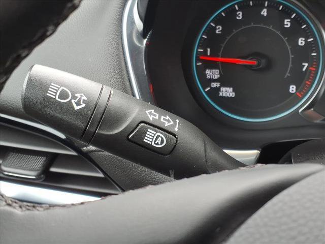 Used 2023 Chevrolet Traverse LT image 20