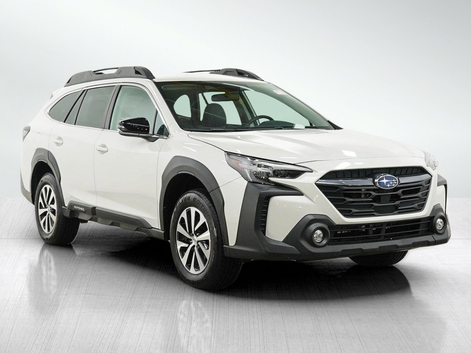 Used 2025 Subaru Outback Premium AWD/4WD image 7