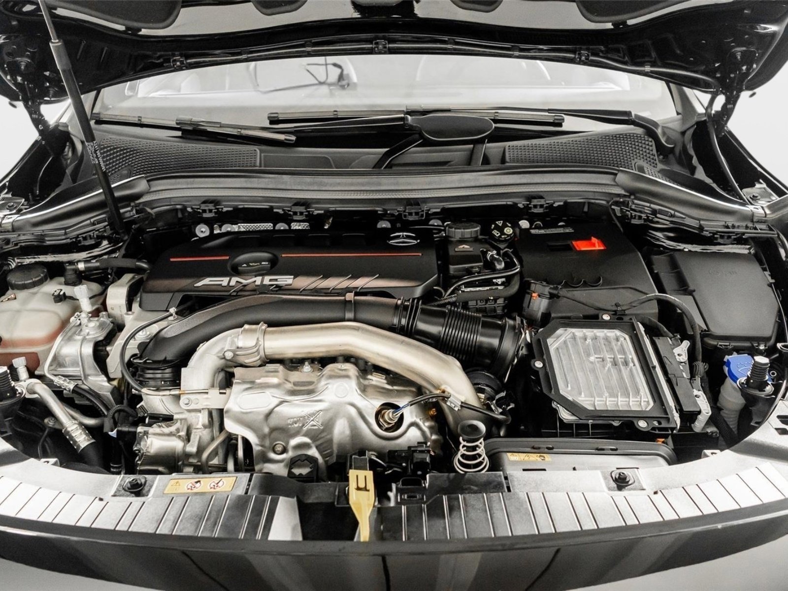 Used 2024 Mercedes-Benz GLA 35 AMG 4MATIC image 52