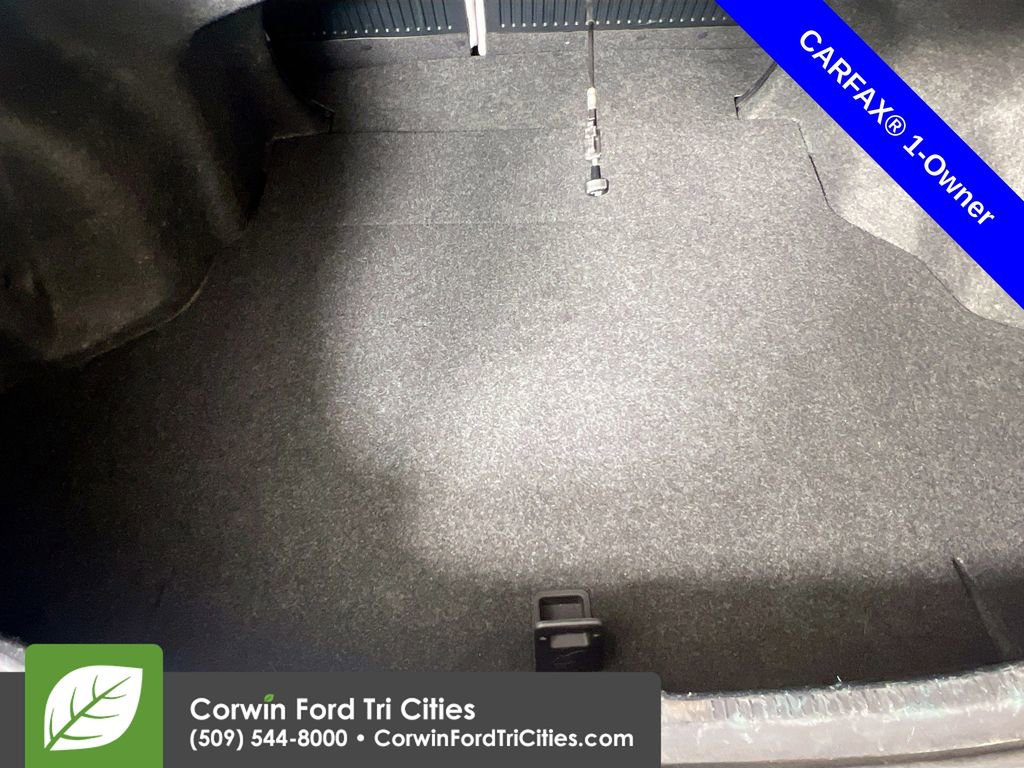 Used 2015 Toyota Camry XLE w/ Advanced Technology Package image 15