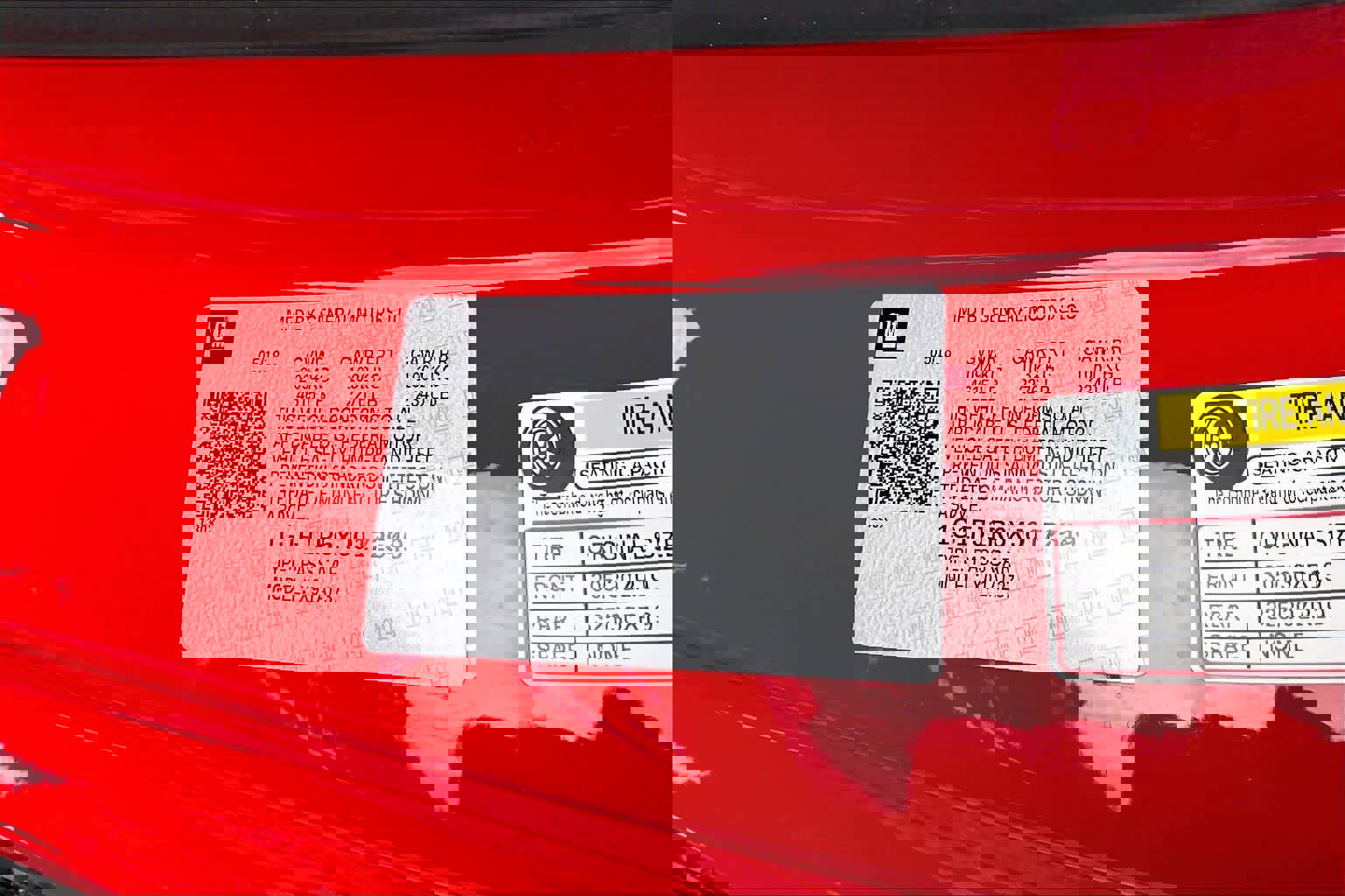 Used 2018 Chevrolet Camaro ZL1 image 32