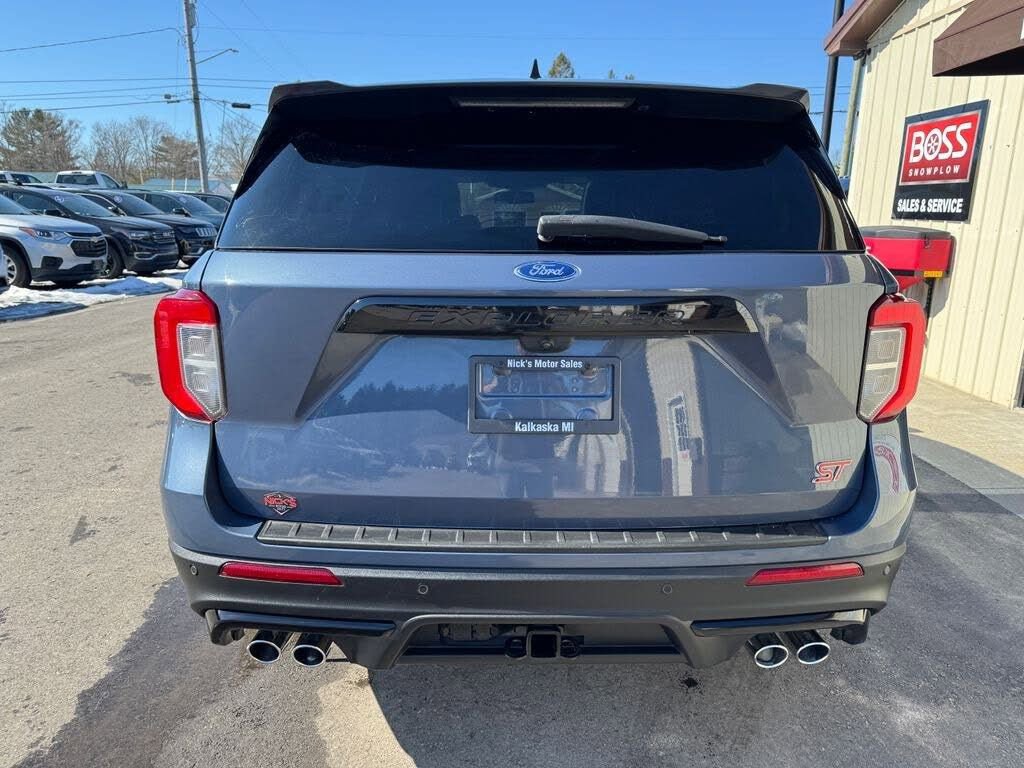 Used 2021 Ford Explorer ST w/ ST Street Pack image 5