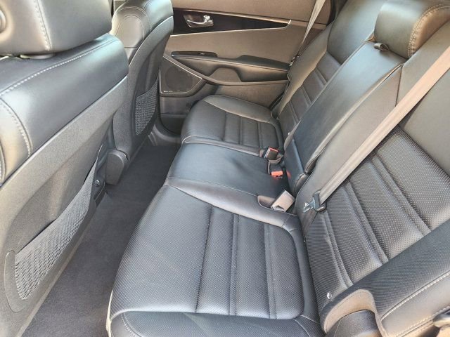Used 2020 Kia Sorento SX image 31
