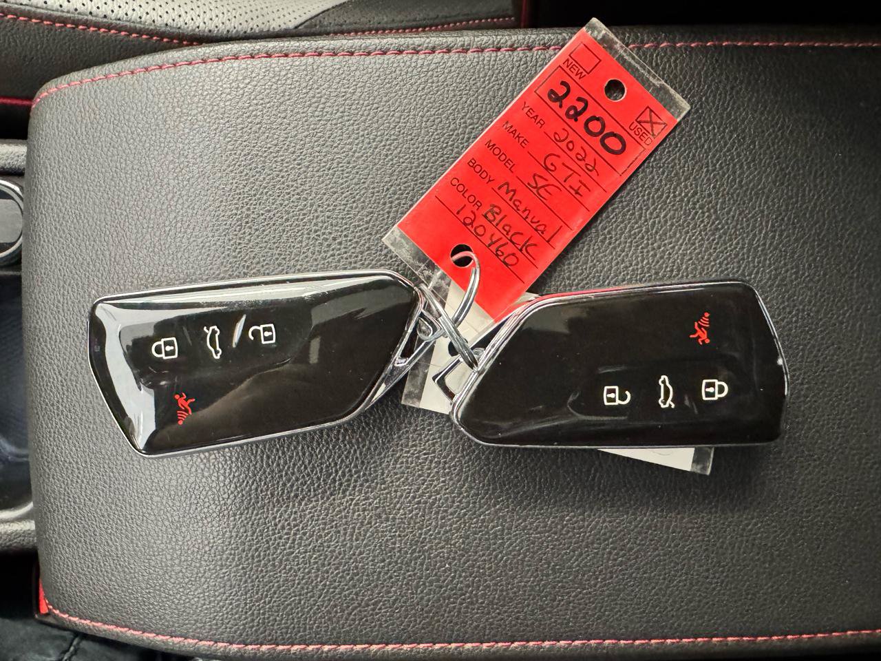 Used 2022 Volkswagen GTI SE FWD image 39