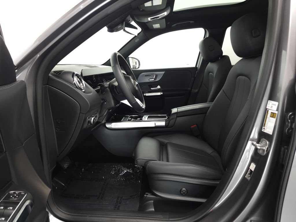 Certified 2026 Mercedes-Benz GLB 250 4MATIC image 7