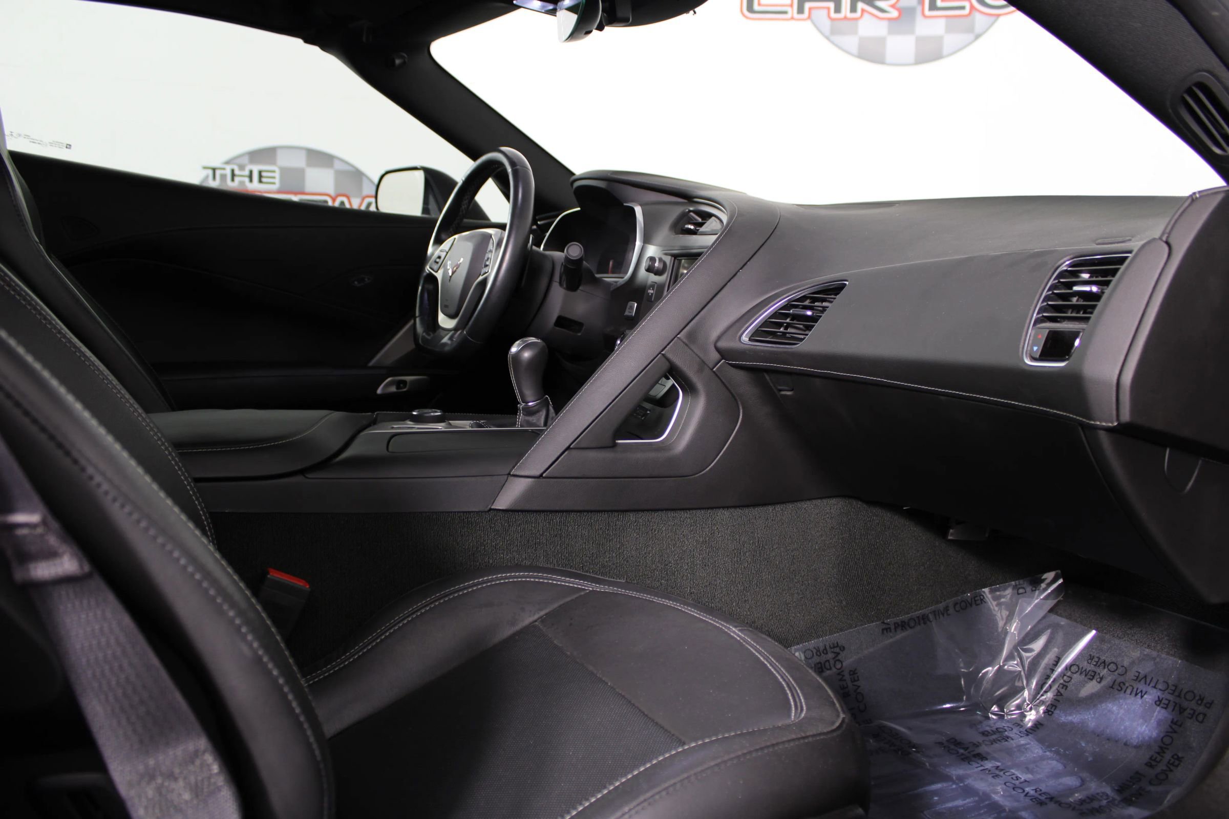 Used 2017 Chevrolet Corvette Stingray Coupe w/ Carbon Flash Badge Package image 11