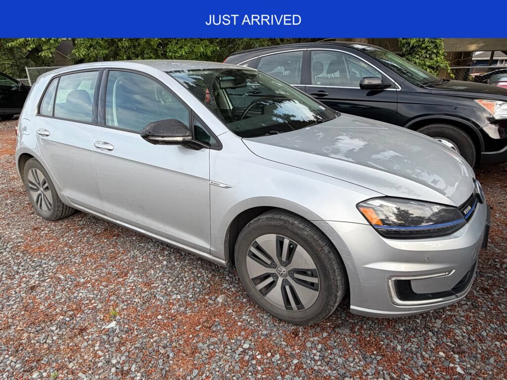 Used 2015 Volkswagen e-Golf SEL Premium FWD image 1
