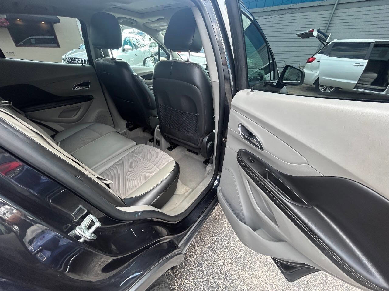 Used 2014 Buick Encore Convenience FWD image 10