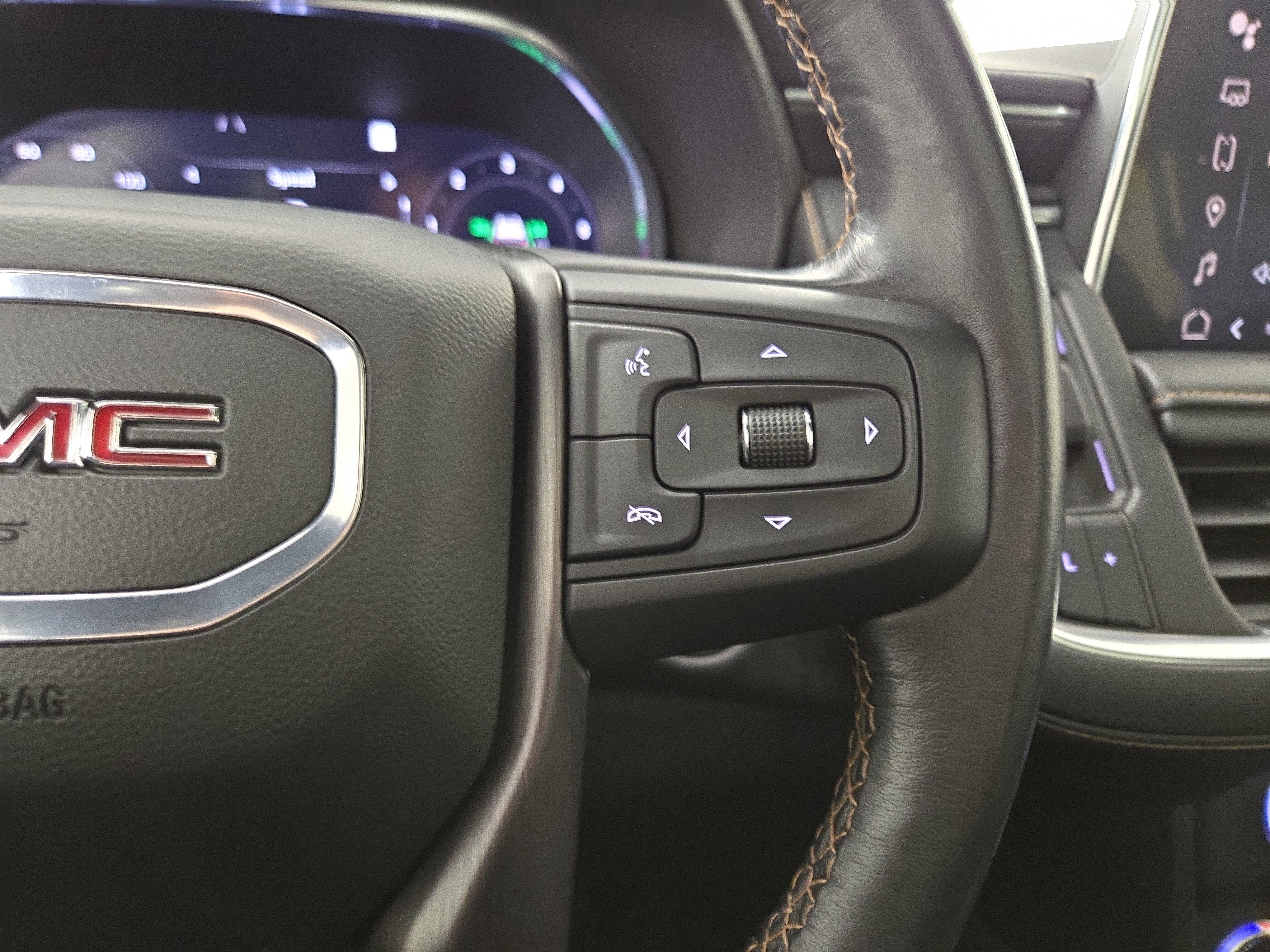 Certified 2022 GMC Yukon XL AT4 image 17