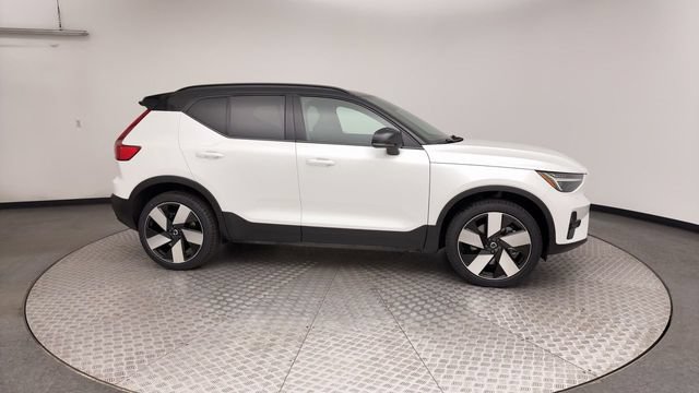 Certified 2023 Volvo XC40 Recharge Ultimate w/ Protection Package Premier AWD/4WD image 9