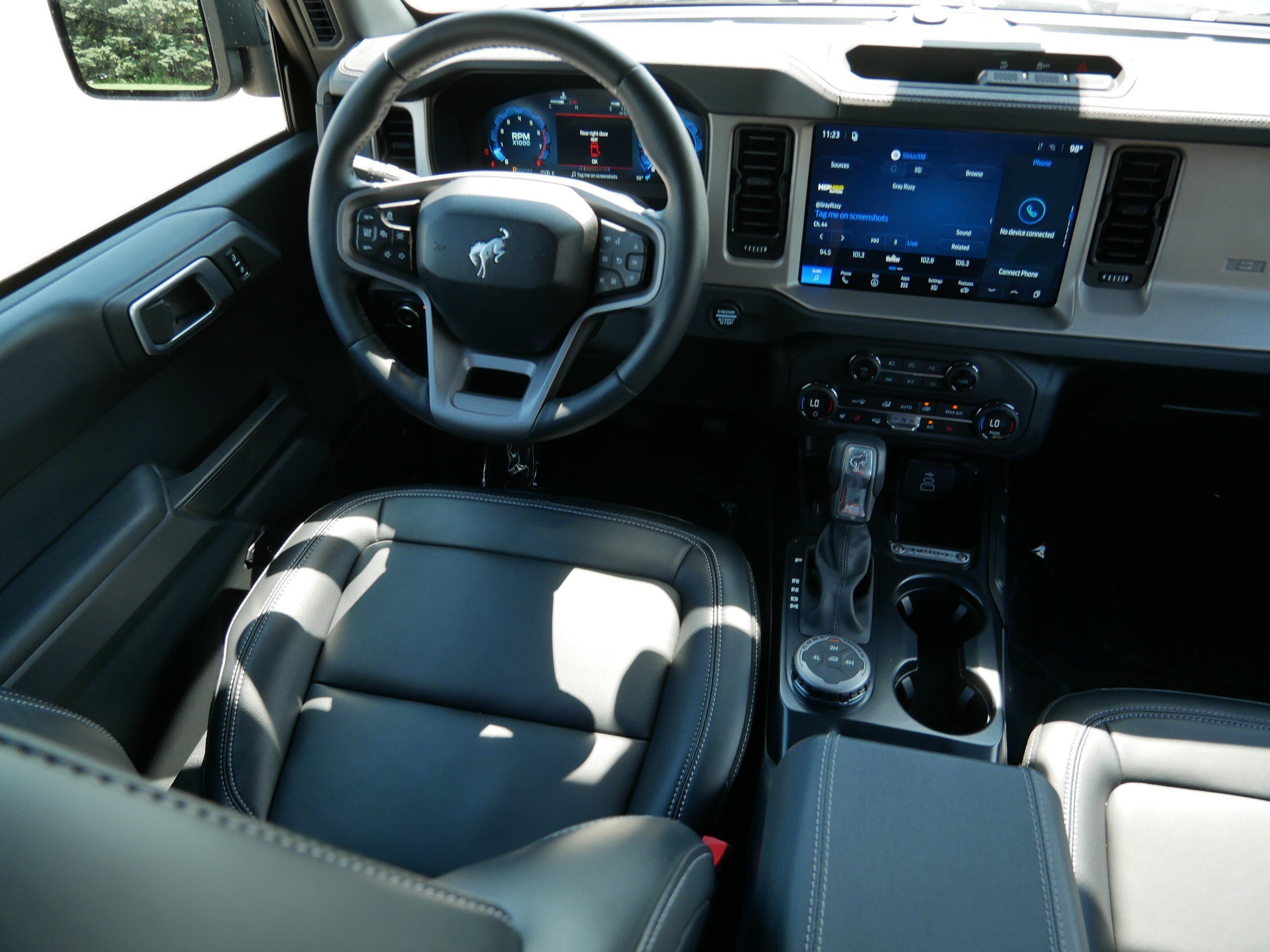 Used 2026 Ford Bronco Outer Banks AWD/4WD image 9