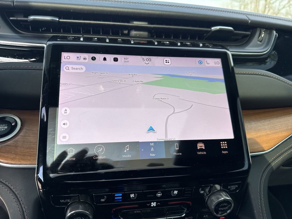 Used 2023 Jeep Grand Cherokee Summit image 18