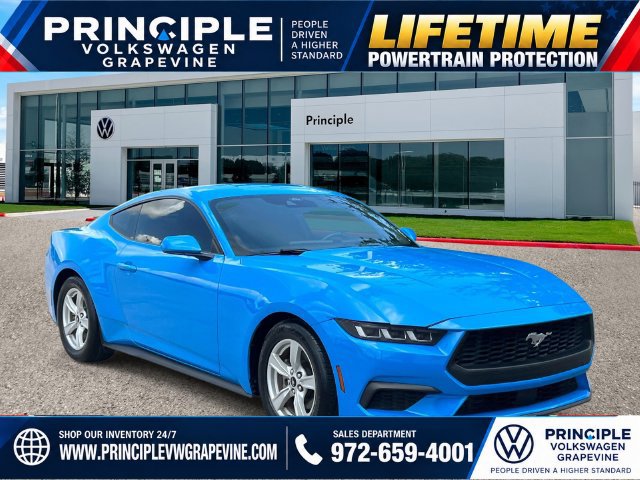 Used 2024 Ford Mustang Coupe RWD image 2